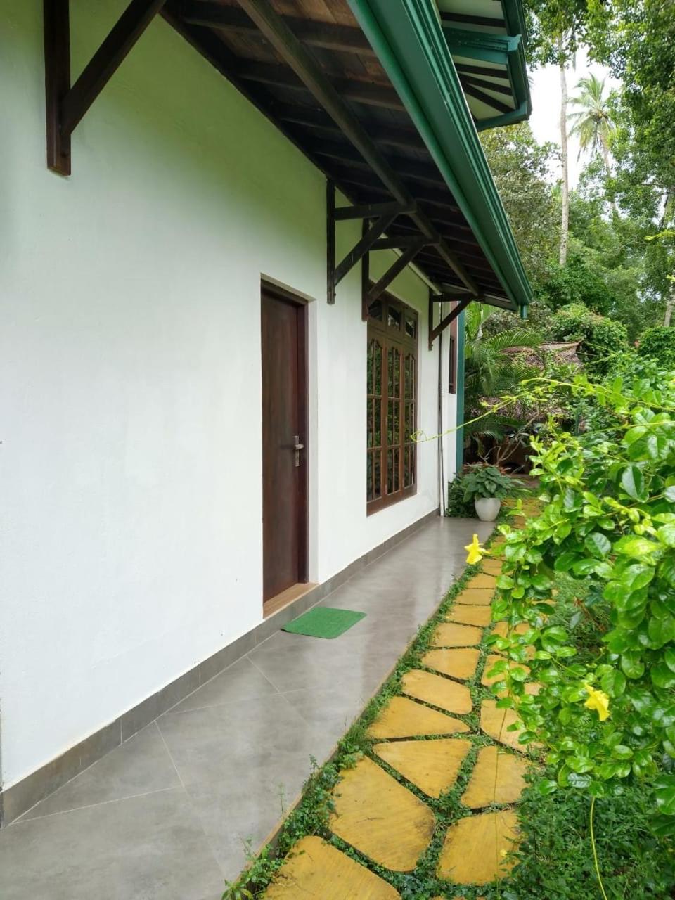 All View Resort Тангалла Экстерьер фото